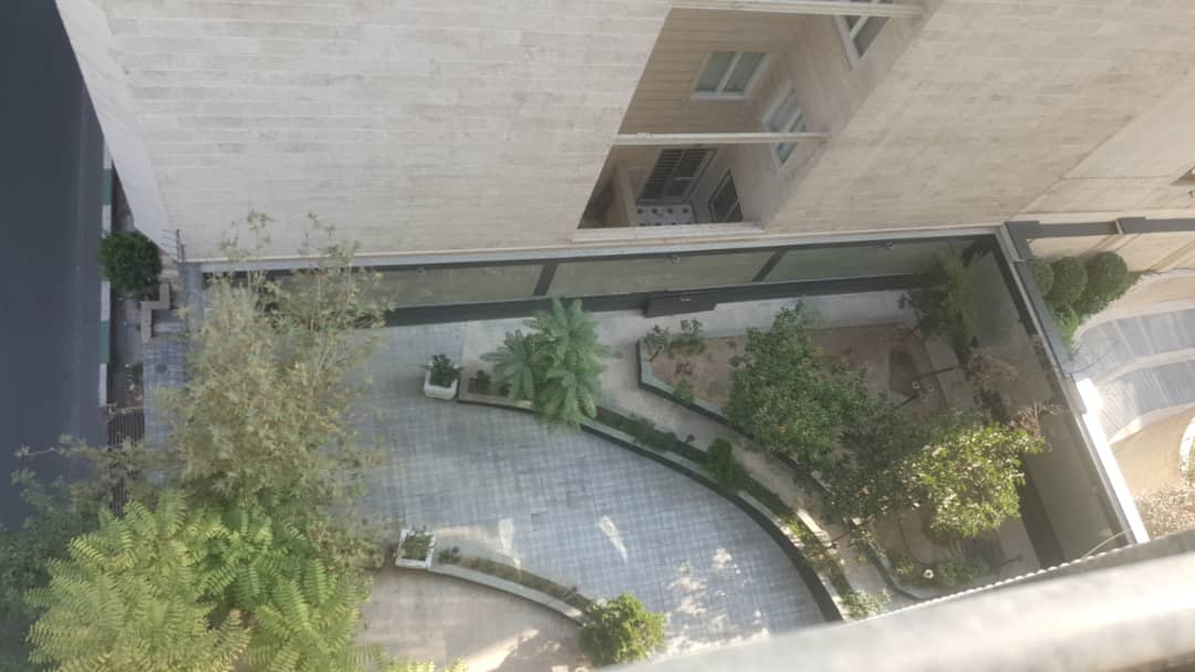 رهن و اجاره آپارتمان مسکونی در تهران زعفرانیه 170 متر