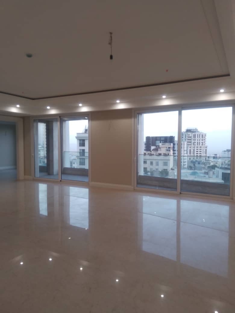 رهن و اجاره آپارتمان مسکونی در تهران نیاوران 350 متر